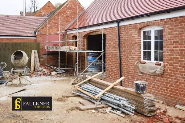 What is the minimum distance between 2 houses? 2 Distance Between Two Houses : Party Wall Surveyors Southall